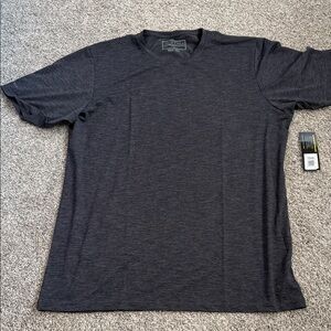 Anetik Men’s NWT S/S Charcoal grey Ultralight Top with Cooling Tech, Lg